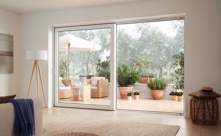 Exklusivt träskjutparti i ädelträ med isolerglas för vinterbonat uterum med lyxig design