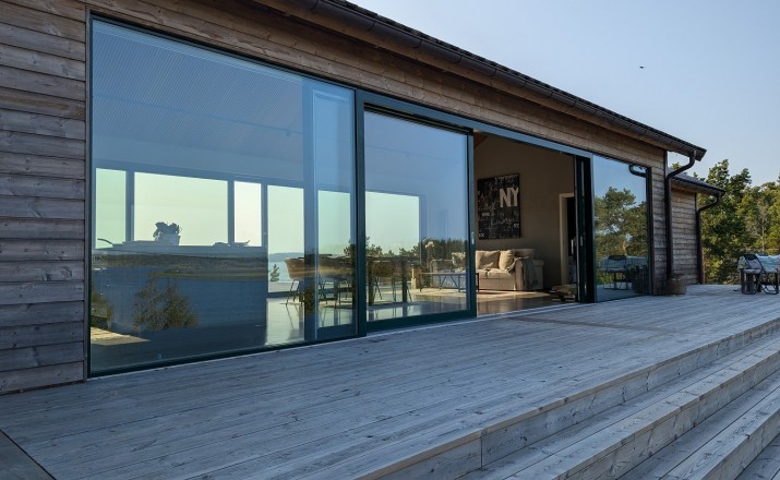 Treskyvedør med isolerglass og tett konstruksjon tilpasset vinterhage i premiumklassen