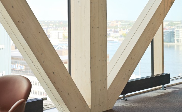 Strømmen bArk glassfasade i treverk