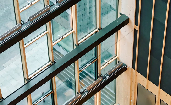 Strømmen bArk glassfasade i treverk